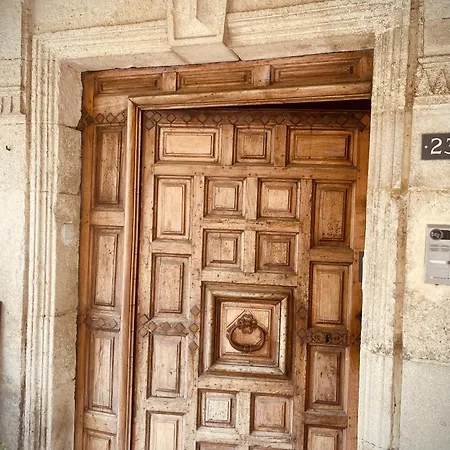 Apartment Des Arches Aigues-Mortes